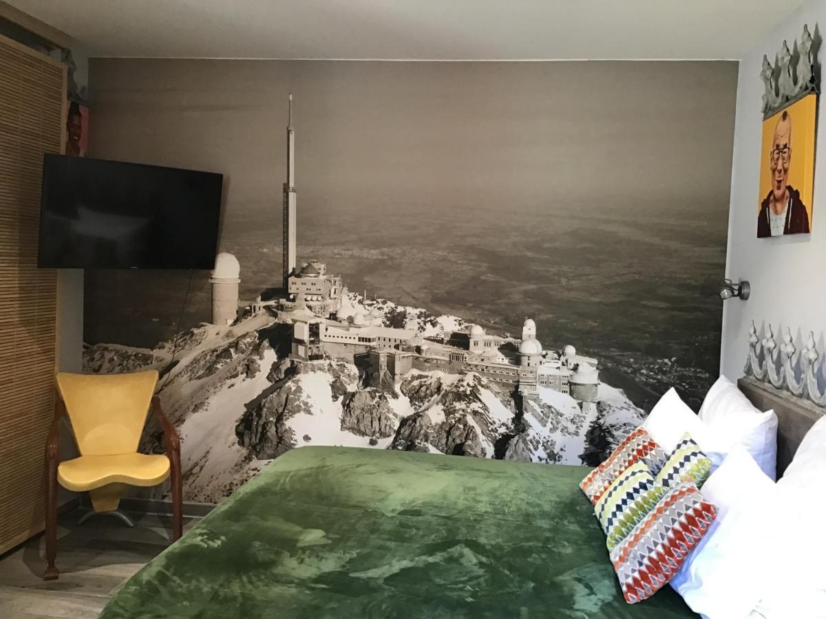Chambre Pic Du Midi Appartement Only Adults Campan Exteriér fotografie